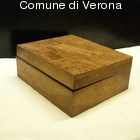 Cassetta in legno intarsiato appartenuta a Luigi Pastro (1822-1915), proces